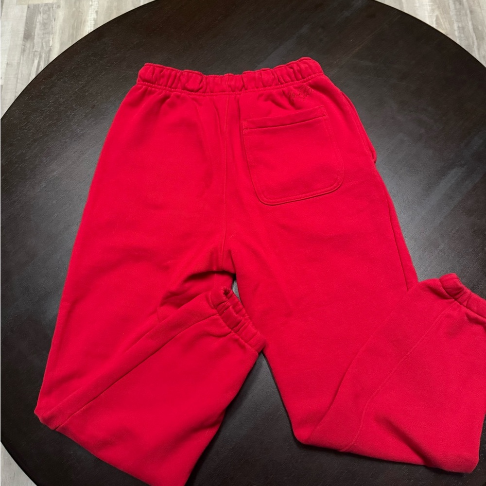 Jordan Men’s Red Essentials Fleece Elastic Waist Tapered Standard Fit Sweatpants